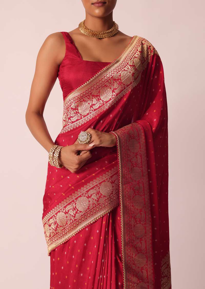 Red Bandhani Saree With Weave Detail And Unstitched Blouse Piece